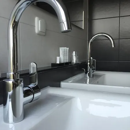 Hotel Het 3*